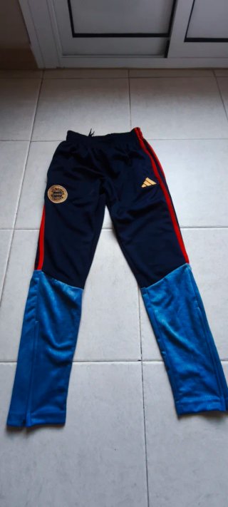 Chándal Adidas FC Bayern München niño – Talla 10-