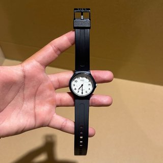 Reloj Casio MW-59 analógico con fecha
