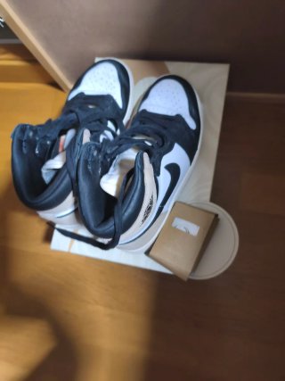 Air Jordan 1 Retro High OG Latte Talla 37.5