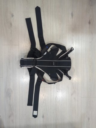 Mochila Portabebés BabyBjorn Miracle Negra