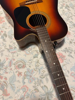 Guitarra Electroacústica Sunburst