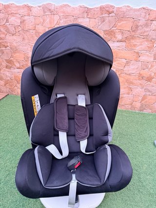 Silla de coche infantil iBaby con sistema Isofixsu
