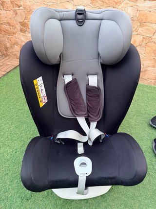 Silla de coche infantil iBaby con sistema Isofixsu