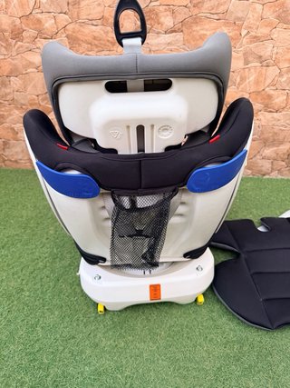 Silla de coche infantil iBaby con sistema Isofixsu