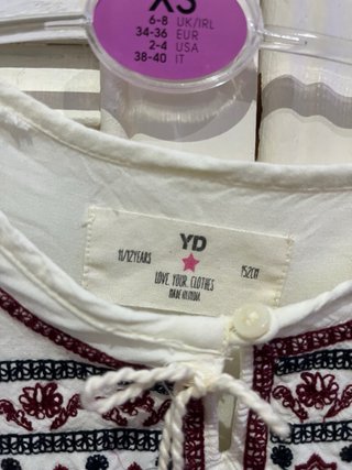 Camiseta Blanca Manga Larga YD 11-12 años