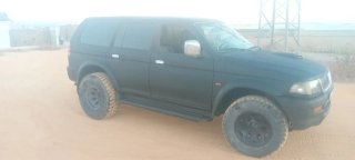 Mitsubishi Montero 1999