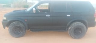 Mitsubishi Montero 1999