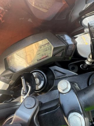Kawasaki Z250SL 2015 - 16.500 km ITV 2027