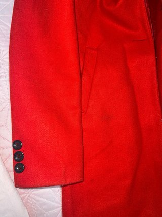 Abrigo Rojo