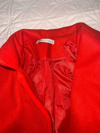 Abrigo Rojo