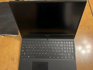 Portátil Gaming Lenovo Legion 15.4 Negro