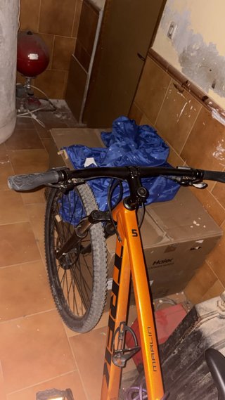 Bicicleta Trek Marlin 5 2023