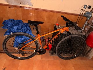 Bicicleta Trek Marlin 5 2023