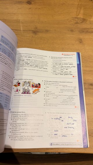 English File A1-A2 Elementary With Online Pract...