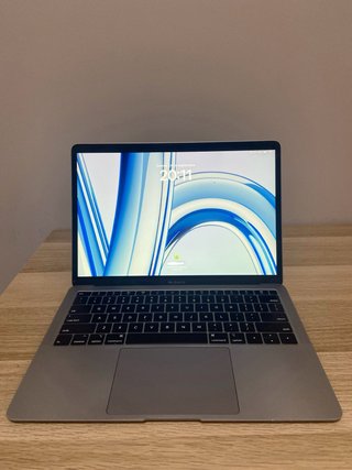MacBook Air Retina 13 2018 con flex roto