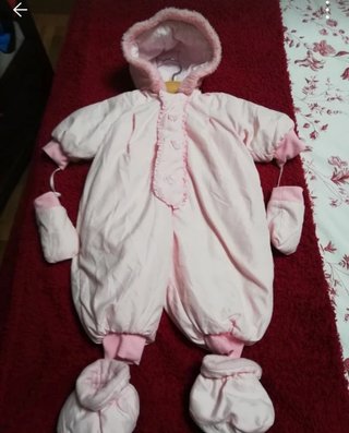 Buzo bebé rosa 12 meses con manoplas