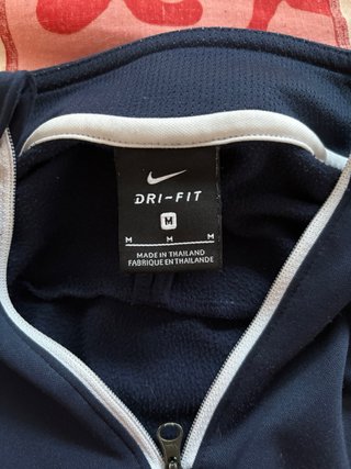 Chaqueta deportiva Nike Dry Fit azul marino