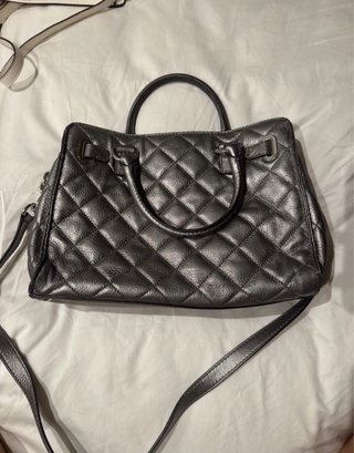 Bolso Michael Kors Gris/Plata Acolchado