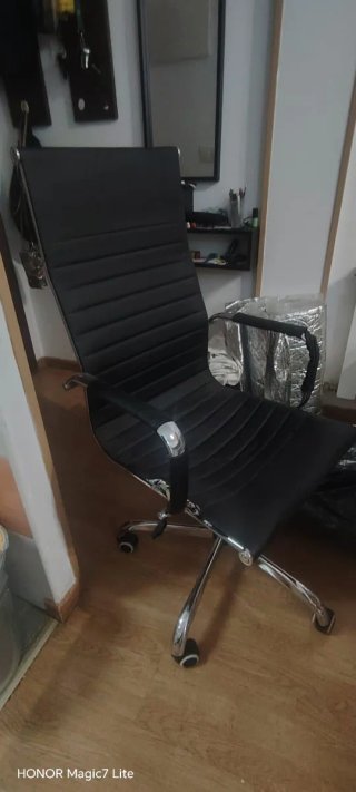 Silla de Oficina Negra