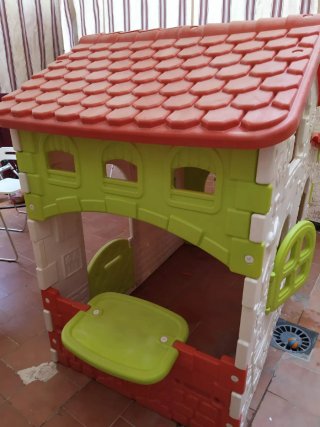 Casita de jardín infantil