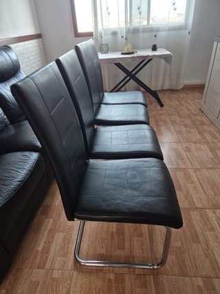 Juego de 4 Sillas Comedor Negras 15€ cada una