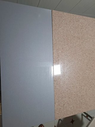 Mesa de cocina Silestone. Solo venta en persona.