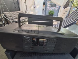 Radio CD Philips Negra