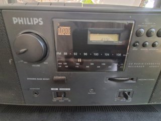 Radio CD Philips Negra