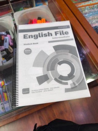 Libro student book English File fifth edition