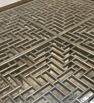 Mesa de Salón con Tablero Celosía + 6 sillas
