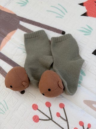 Calcetines sonajero Eurekakids con ardillas para b