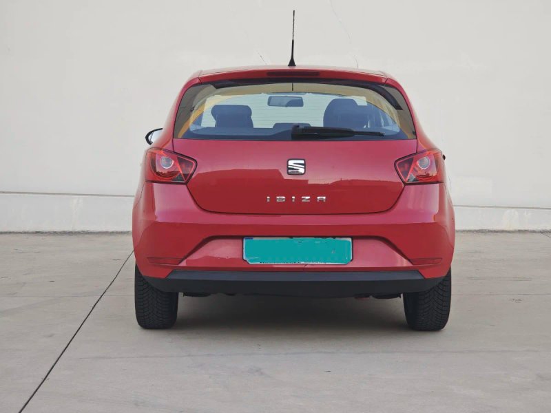 SEAT Ibiza 2015, foto 8