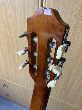 Guitarra Clásica Naranja