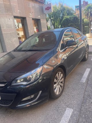 Opel Astra 2014