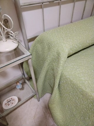 Colcha Piqué Verde Cama 105cmx190cm.