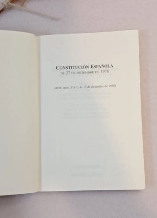 Constitución española de 27 de diciembre de 1978