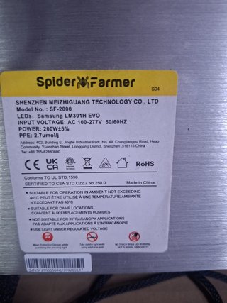 Spider Farmer SF-2000 LED Grow Light