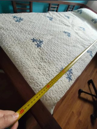 Cama nido de madera oscura