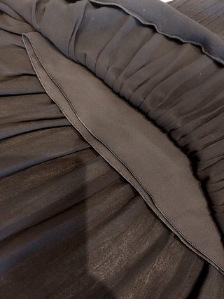 Falda Emporio Armani talla 42 super elegante