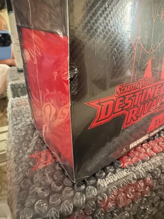 ETB.Elite Trainer Box Pokémon Destined Rivals