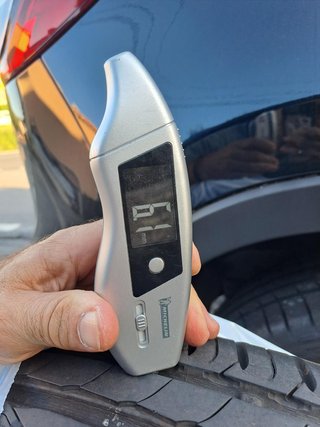 Neumático 225/65 R17 V XL