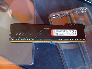 Memoria RAM HyperX Fury 8GB DDR4 +Fuente