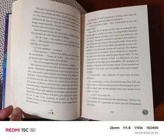 Lote 2 libros aventuras infantil-  juvenil