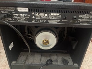 Amplificador Fender Mustang LT50
