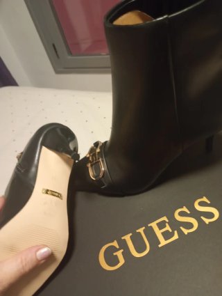 Botines Guess Negros