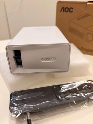 Mini proyector AOC Blanco