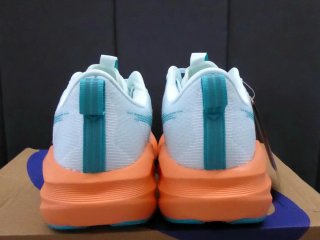 Zapatillas Asics Naranja y Blanco