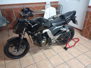 Kawasaki Z750 2006 Negra