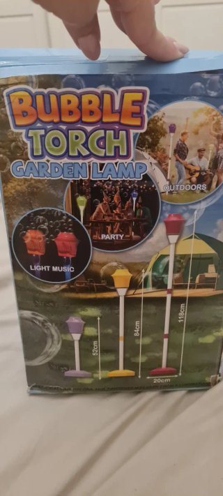Farola burbujas jardín luz y música