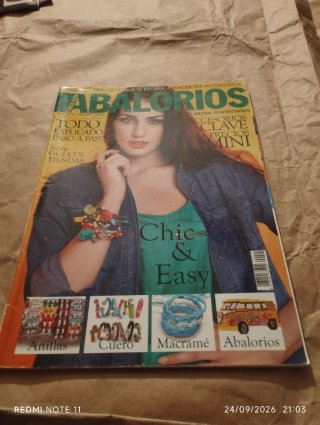 Lote de 4 Revistas Crea con Abalorios